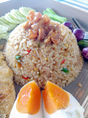 Chili paste fried rice with mixed vegetable
