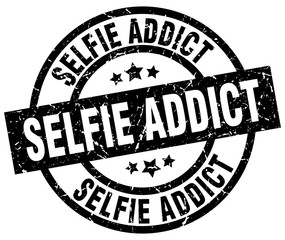 selfie addict round grunge black stamp