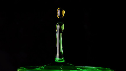 Wasser Wassertropfen Tropfen Wassertropfenkollision Tropfenkollision Water Waterdrop Flüssigkeit
