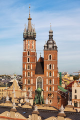 Fototapeta na wymiar Basilica of Saint Mary in Krakow