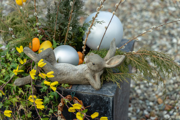 Der Osterhase wartet auf seinen Einsatz