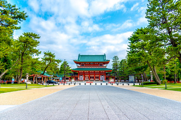 京都　平安神宮の応天門