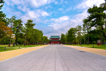 京都　平安神宮の応天門