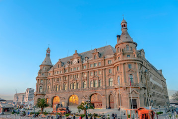 Naklejka premium Istanbul, Turkey, 14 April 2007: Haydarpasa Train Station, Kadikoy