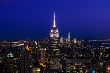 Plakat New York City. Manhattan downtown skyline at night