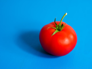 Red single tomato