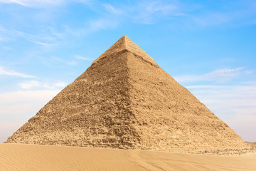 Fototapeta na wymiar View on the Pyramid of Chephren in Giza, Egypt