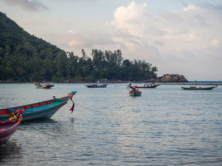 Obraz premium fishing boat near the island. Koh Phangan