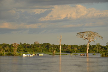 Navegação rio amazonas
