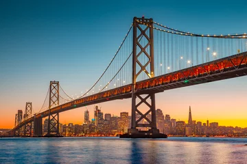 Poster San Francisco skyline met Oakland Bay Bridge bij zonsondergang, Californië, USA © JFL Photography