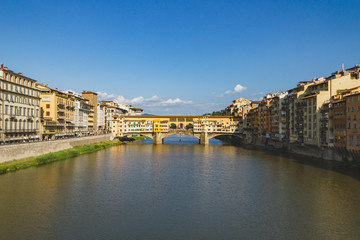 Fototapeta na wymiar Ponte Vecchio of Arno river in Florence, Italy