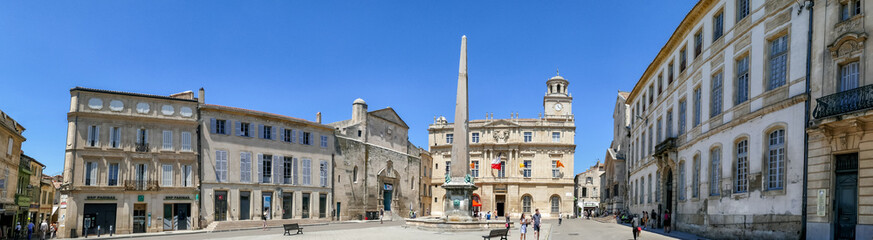 Fototapeta na wymiar Arles