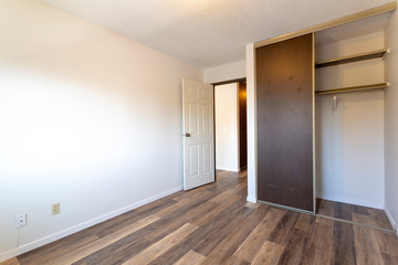 Obraz premium Empty Vacant Apartment Room