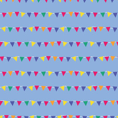 Obraz premium Seamless pattern with colorful flags. Vector pattern with bunting on blue background. Holiday background for web design, greeting card and party decoration.