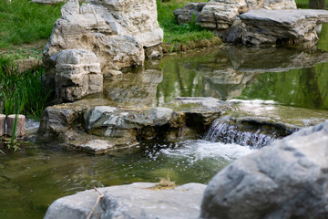 Fototapeta na wymiar stream in park