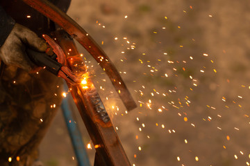 metal welding with sparks