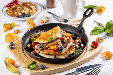 Pancakes with berries