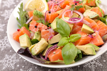 vegetable salad with salmon and basil