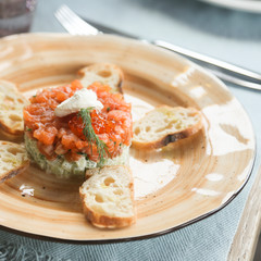 Salmon tartare with fresh cucumber