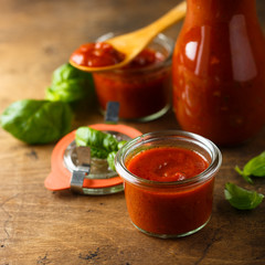 Homemade tomato sauce