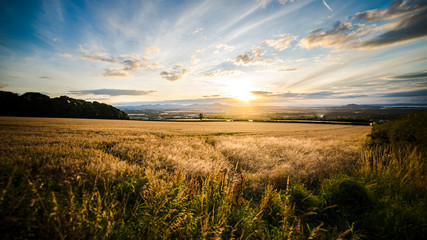 Fototapeta na wymiar Sunset in Midlothian, Scotland