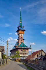 Obraz premium Traditional maramures neo-gothic church in Sapanta village, Romania