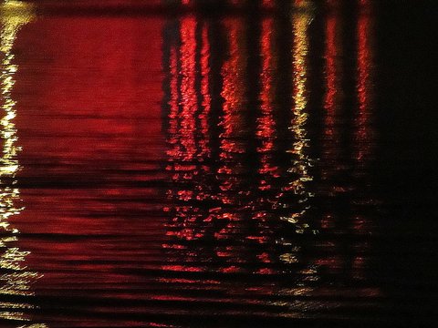 Reflejos rojos © Monica Almassio