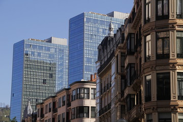Fototapeta na wymiar Buildings in Bilbao