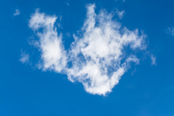 Fototapeta na wymiar Cloudscape in a sunny day