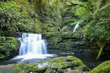 Fototapeta na wymiar Mc Lean Falls Neuseeland