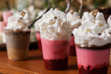 individual presentation of desserts for the reception of the party