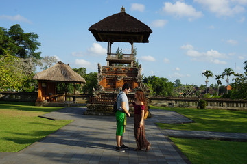 couple walking in the temple bali