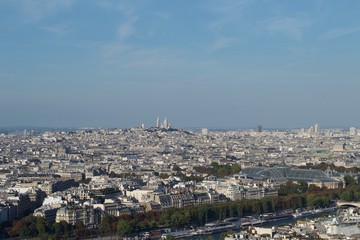 Fototapeta premium Cityscape - Paris (France) seen from above on a sunny day, towards Montmartre