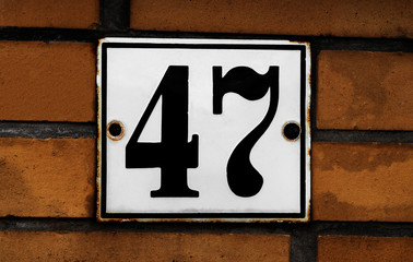 Hausnummer 47
