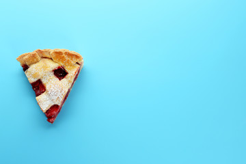 Piece of tasty strawberry pie on color background