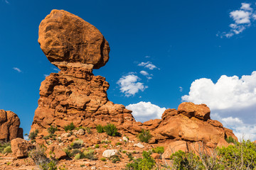 Balanced Rock in Arches National Park in Utah, United States