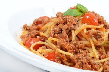 spaghetti pasta with tomato beef sauce