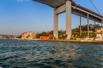 Fototapeta na wymiar The Beylerbeyi Palace and 15 July Martyrs Bridge, Istanbul