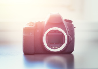 Professional camera: Reflex camera with open sensor. Sunlight. © Patrick Daxenbichler