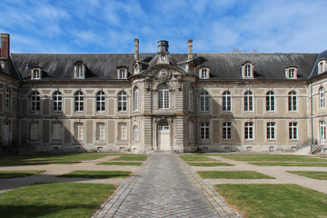 Fototapeta na wymiar hôtel-dieu (hospital) in châteaudun (france)