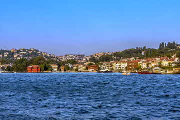 Fototapeta na wymiar The Asian side of the Bosphorus strait with Sadullah Paşa Yalısı (mansion)