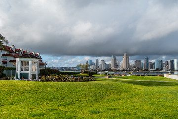 Fototapeta na wymiar Coronado Centennial Park with a view over San Diego Skyline - travel photography