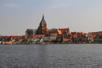 Obraz premium Blick auf die Möllner Altstadt