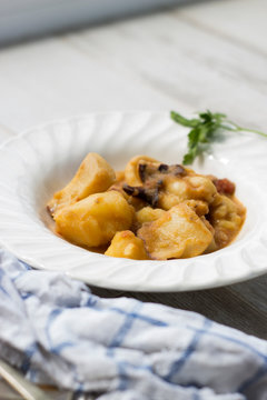Guiso de papas con chocos