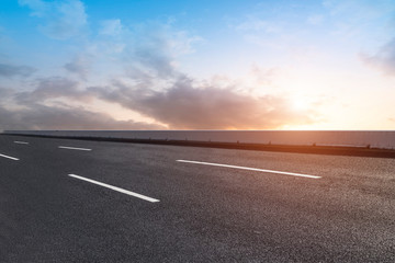 Fototapeta premium Road and Sky Landscape..