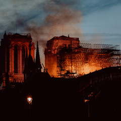 La Cathédrale Notre Dame de Paris ravagée par les flammes