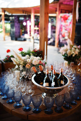Obraz na płótnie Canvas Table with glasses and champagne