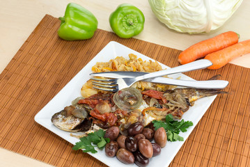 Fototapeta na wymiar Fish with vegetables
