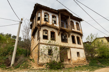 decaying Ottoman mansions