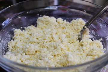 cottage cheese mixture for making pies in a glass dish